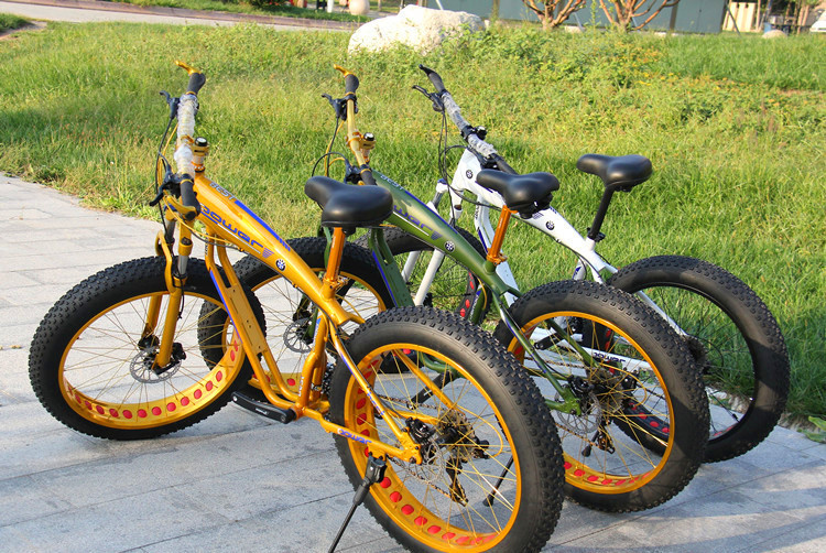 26寸雪地車超寬輪胎山地車 越野、沙灘與冰雪的全能伙伴